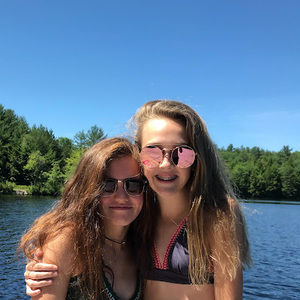 Meet your Posher, Caroline